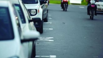 El municipio capitalino planea reactivar el estacionamiento pago