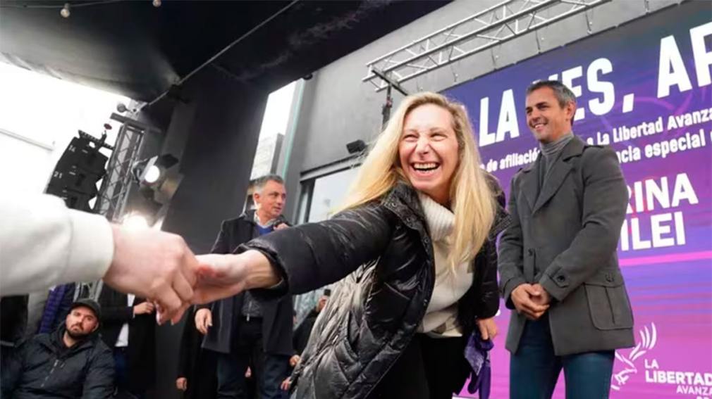 Karina Milei asume la presidencia de La Libertad Avanza como partido político nacional