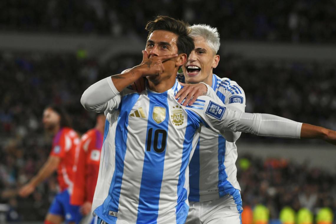 La Selección Argentina volvió a brillar y goleó 3-0 a Chile en El Monumental