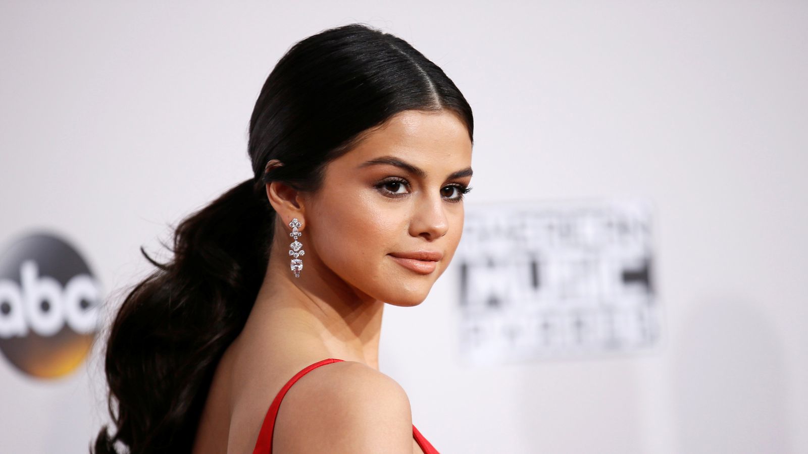 Por el problema de su salud, Selena Gomez está pensando en adoptar