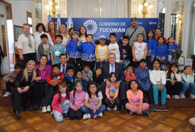 De los Valles Calchaquíes a San Miguel de Tucumán: “Agradecemos el cariño del Gobernador”