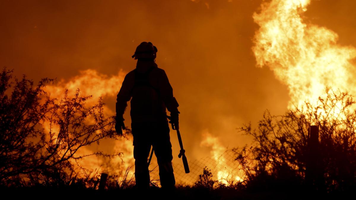 Incendios en Córdoba: cuatro focos continúan activos y son más de 16.000 las hectáreas arrasadas por el fuego