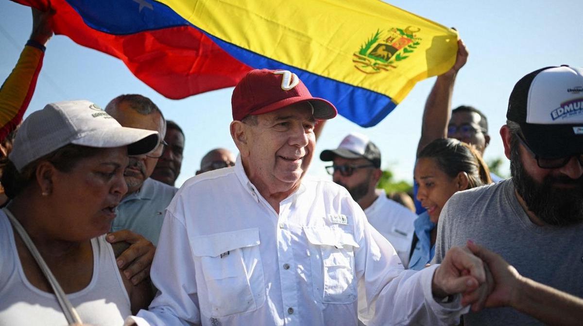 Edmundo González Urrutia abandona Venezuela y recibe asilo político en España