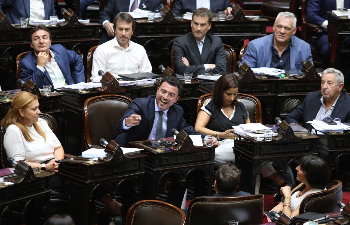 La UCR advirtió con posibles sanciones a diputados que respalden el veto de Javier Milei a la ley jubilatoria