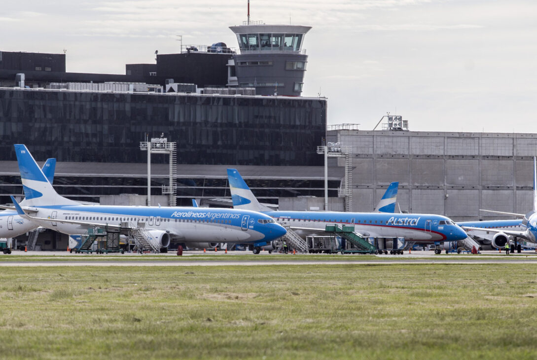 El Gobierno inició gestiones para privatizar Aerolíneas Argentinas