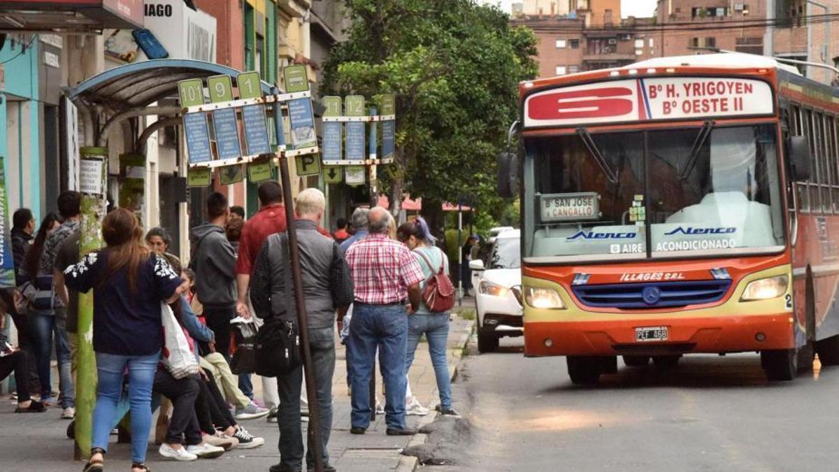 Berreta: "Vamos a convocar a UTA para que se levante el paro de colectivos"