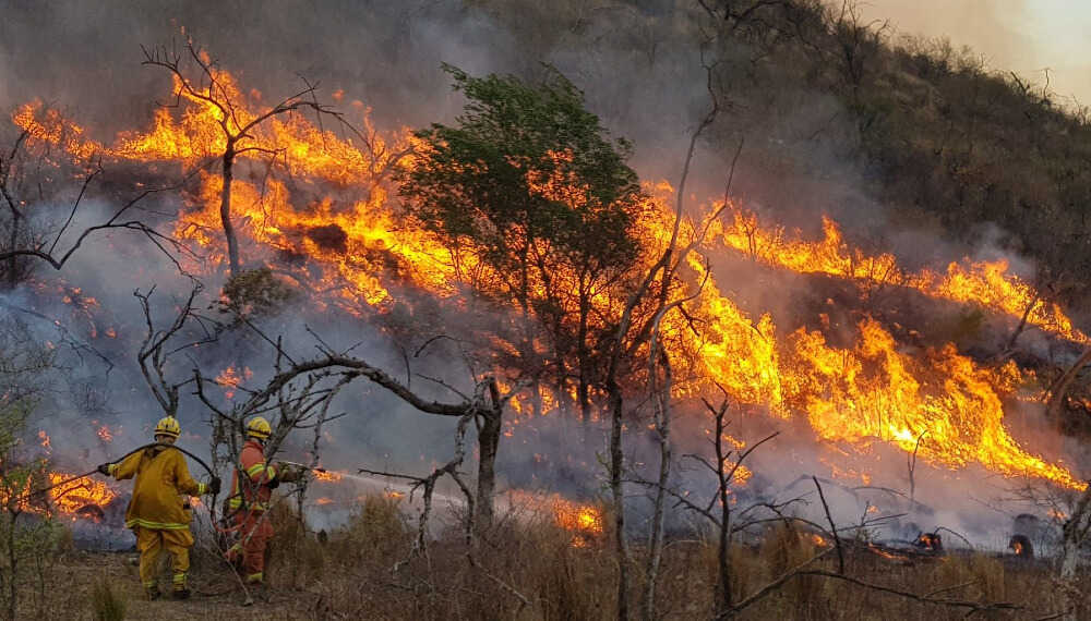 Incendios Córdoba: algunos focos fueron contenidos, hay sequía y se alerta por una crisis hídrica