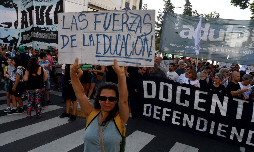 Las universidades analizan marchar en octubre contra un nuevo recorte en el Presupuesto 2025