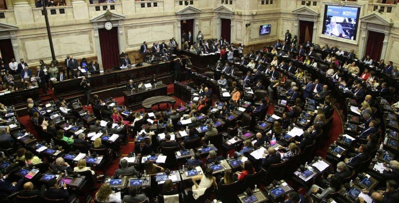 Presupuesto 2025: el oficialismo convocará al debate la próxima semana