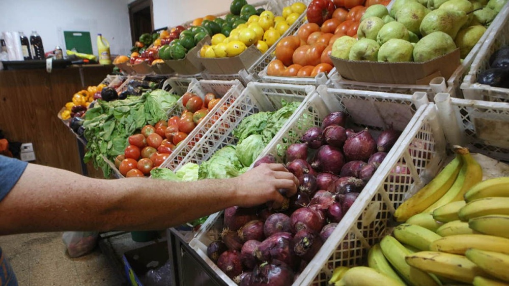 Los precios de los agroalimentos se triplicaron entre el campo y la góndola en agosto