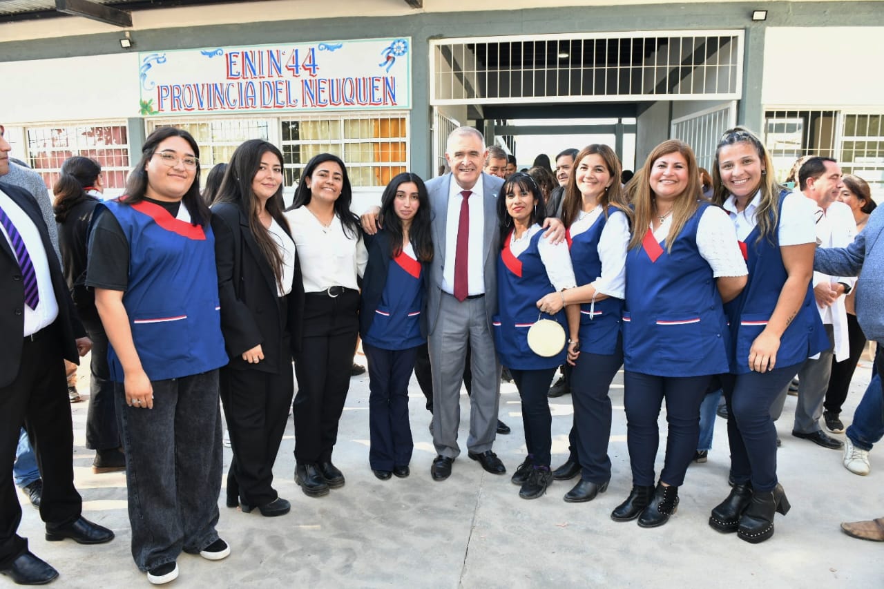 jaldo inauguro primera escuela nivel inicial san pedro colalao maestras