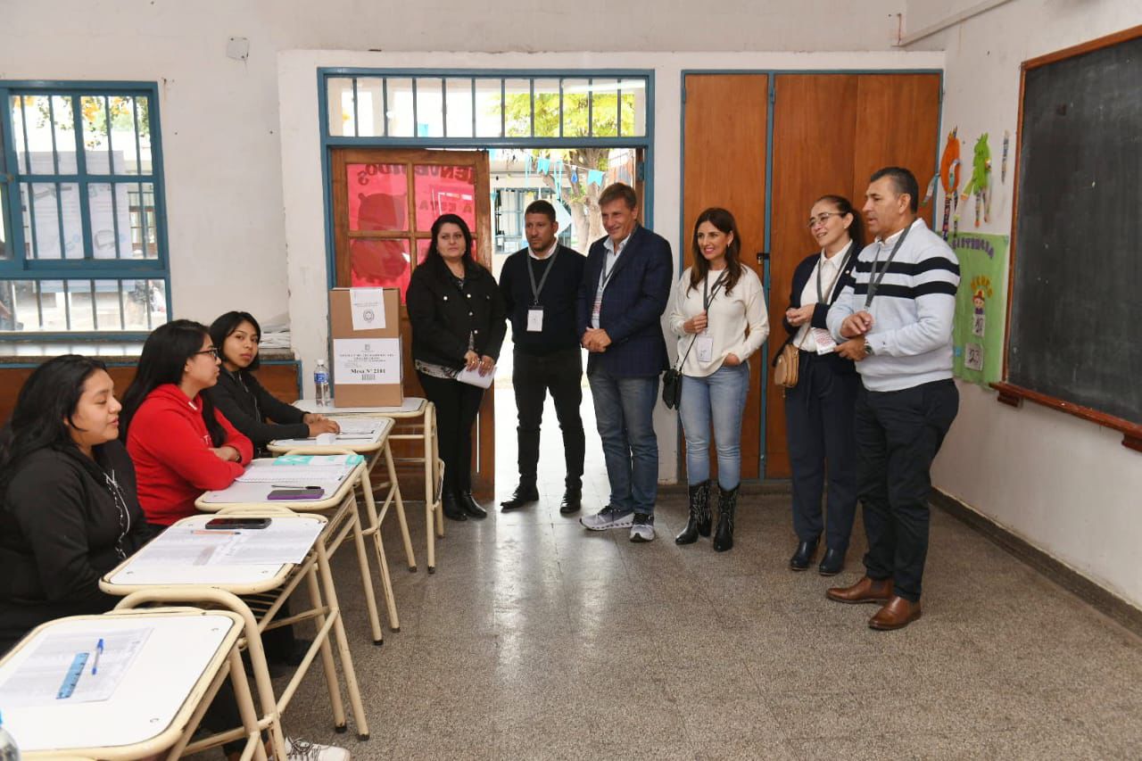 legisladores tucumanos en Salta elecciones