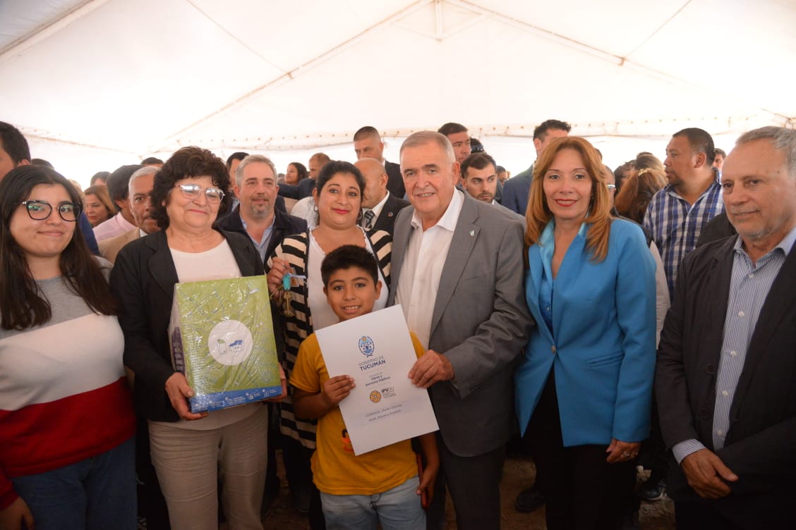 viviendas encabezada por Jaldo viviendas