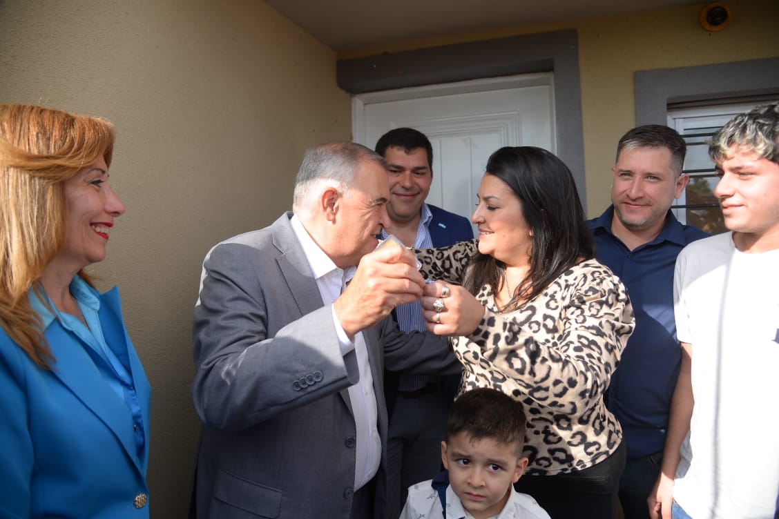 viviendas encabezada por Jaldo bajada